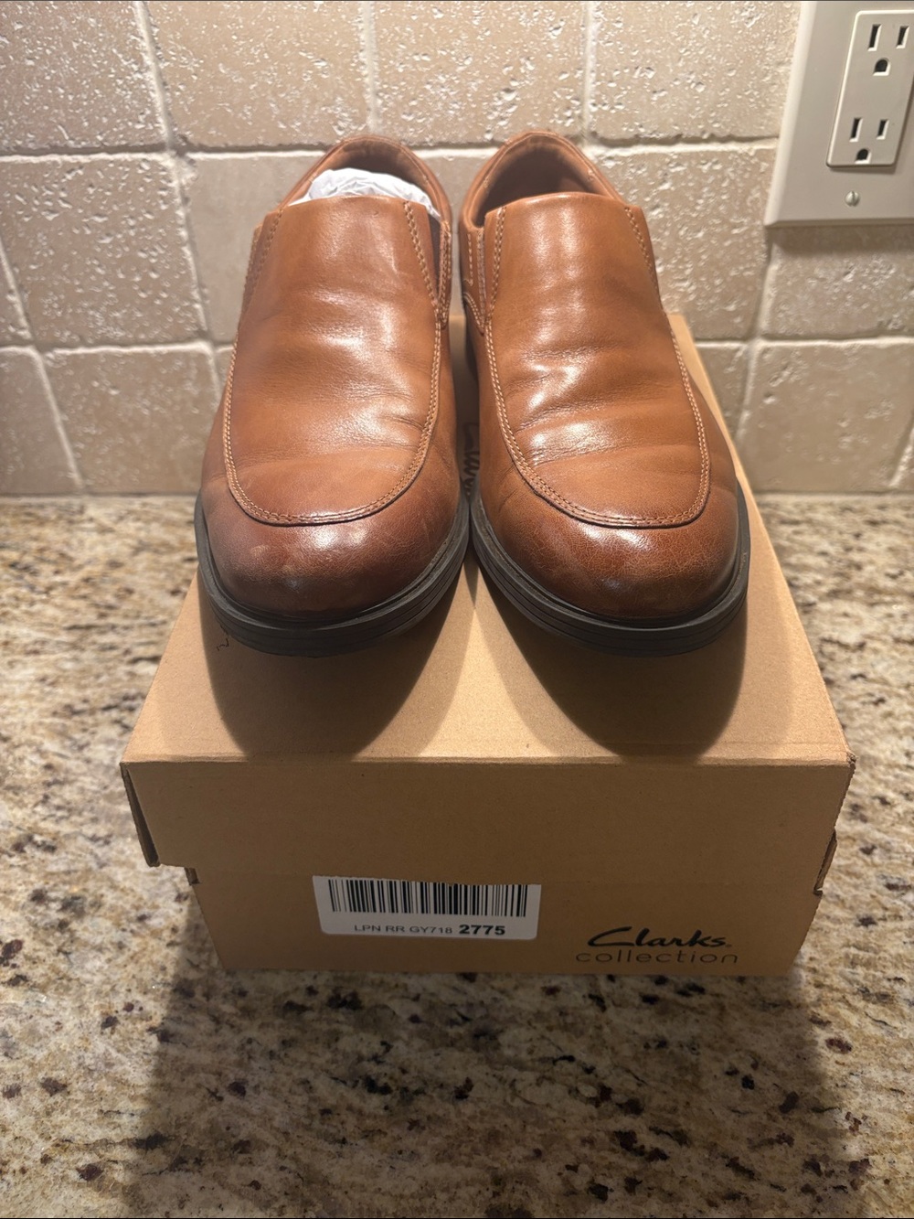 Clarks Men’s Tan Leather Slip-On Loafers Whiddon Step with box Mens 8
